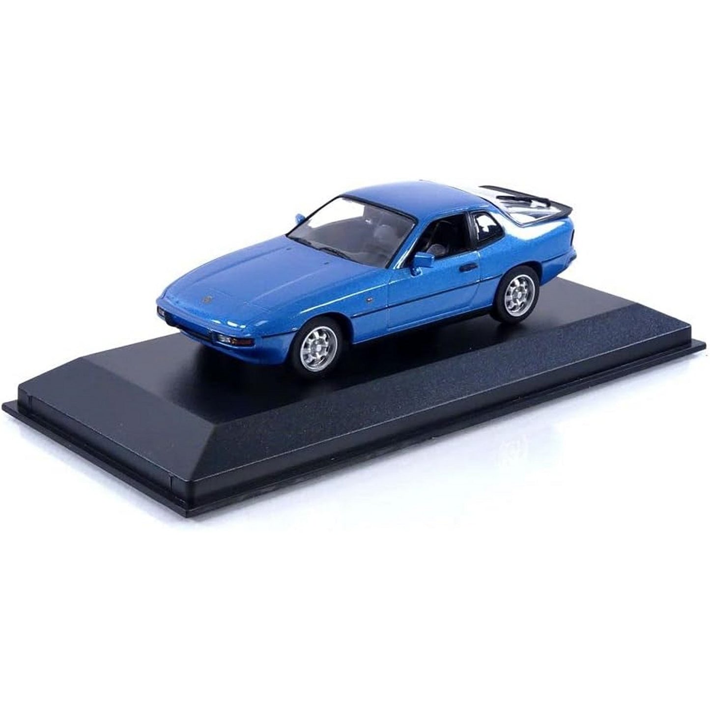 Porsche 924 (1984) in Blue