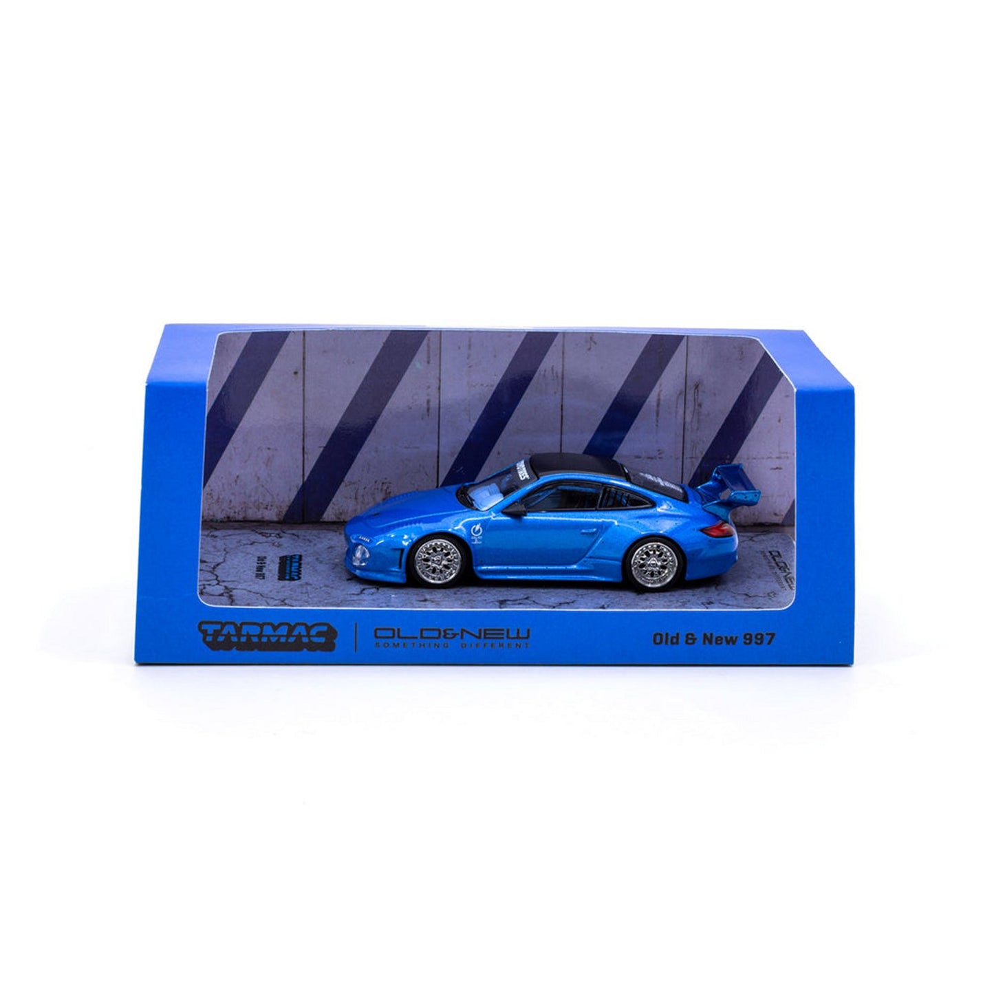 Porsche 997 (Old And New Body Kit) in Blue