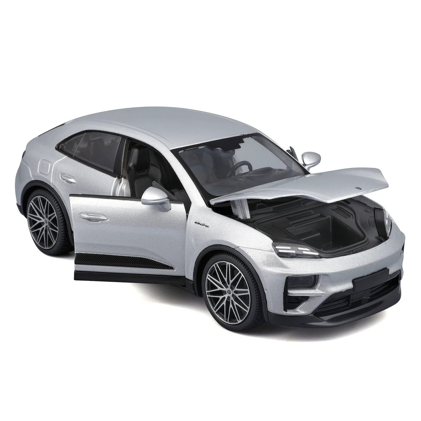 Porsche Macan 4 Electric (2024) in Silver