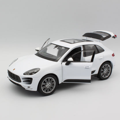 Porsche Mecan Turbo (2014) in white