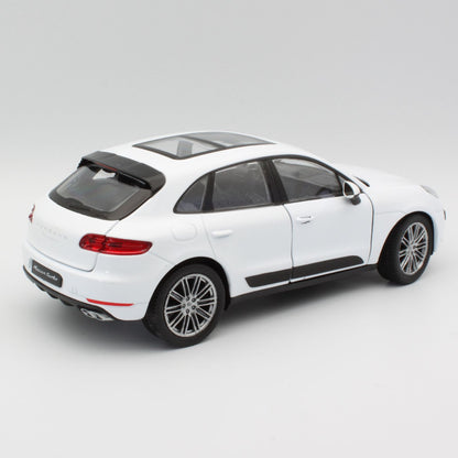 Porsche Mecan Turbo (2014) in white