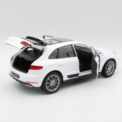 Porsche Mecan Turbo (2014) in white