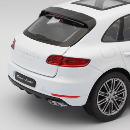 Porsche Mecan Turbo (2014) in white
