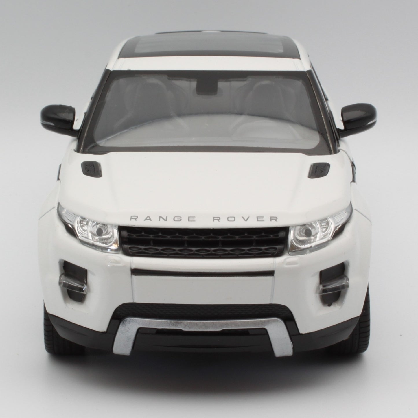 Range Rover Evoque 3 Door in White