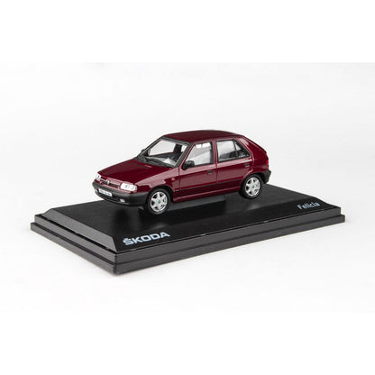 Skoda Felicia (1994) in Solitaire Red