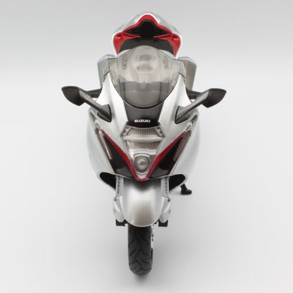 Suzuki GSX1300R Hayabusa in Silver
