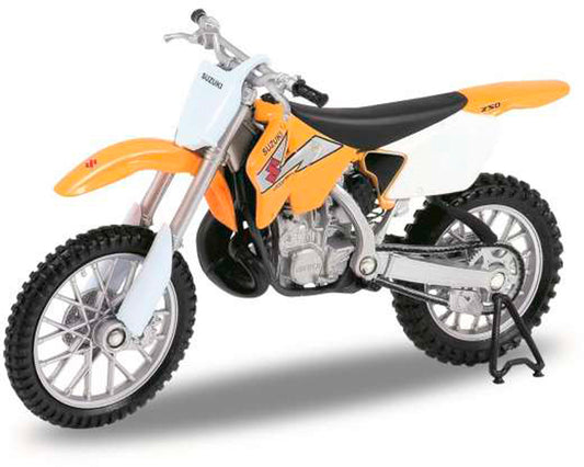 Suzuki RM250 in Yellow