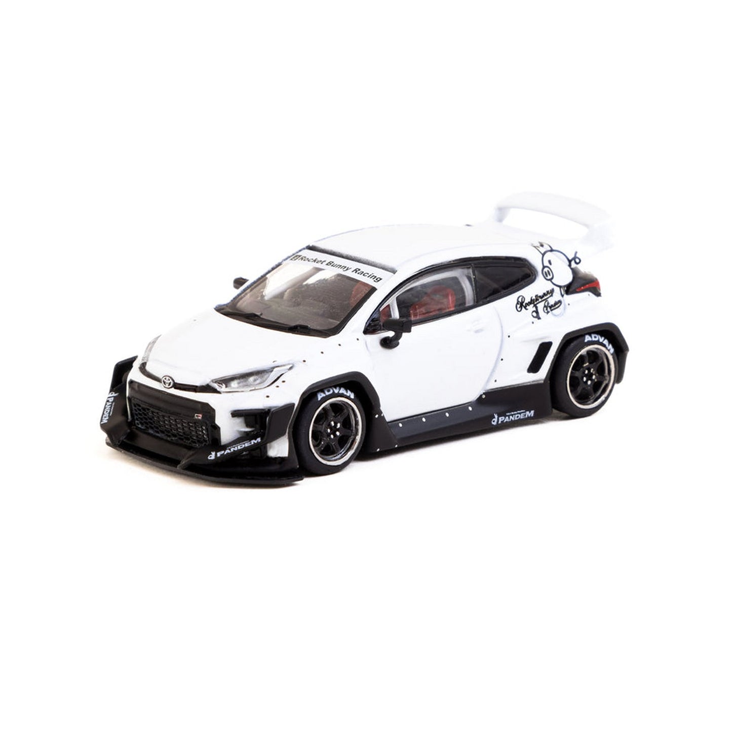 Toyota Pandem Yaris in White