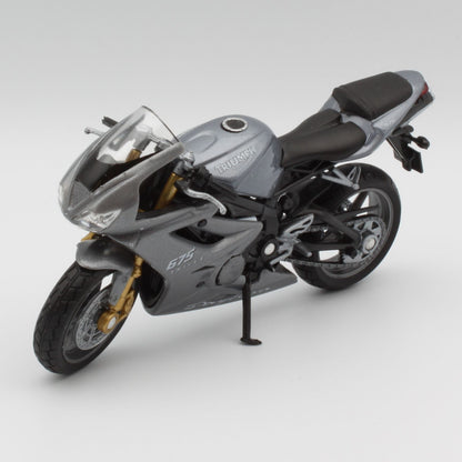 Triumph Daytona (675) in grey