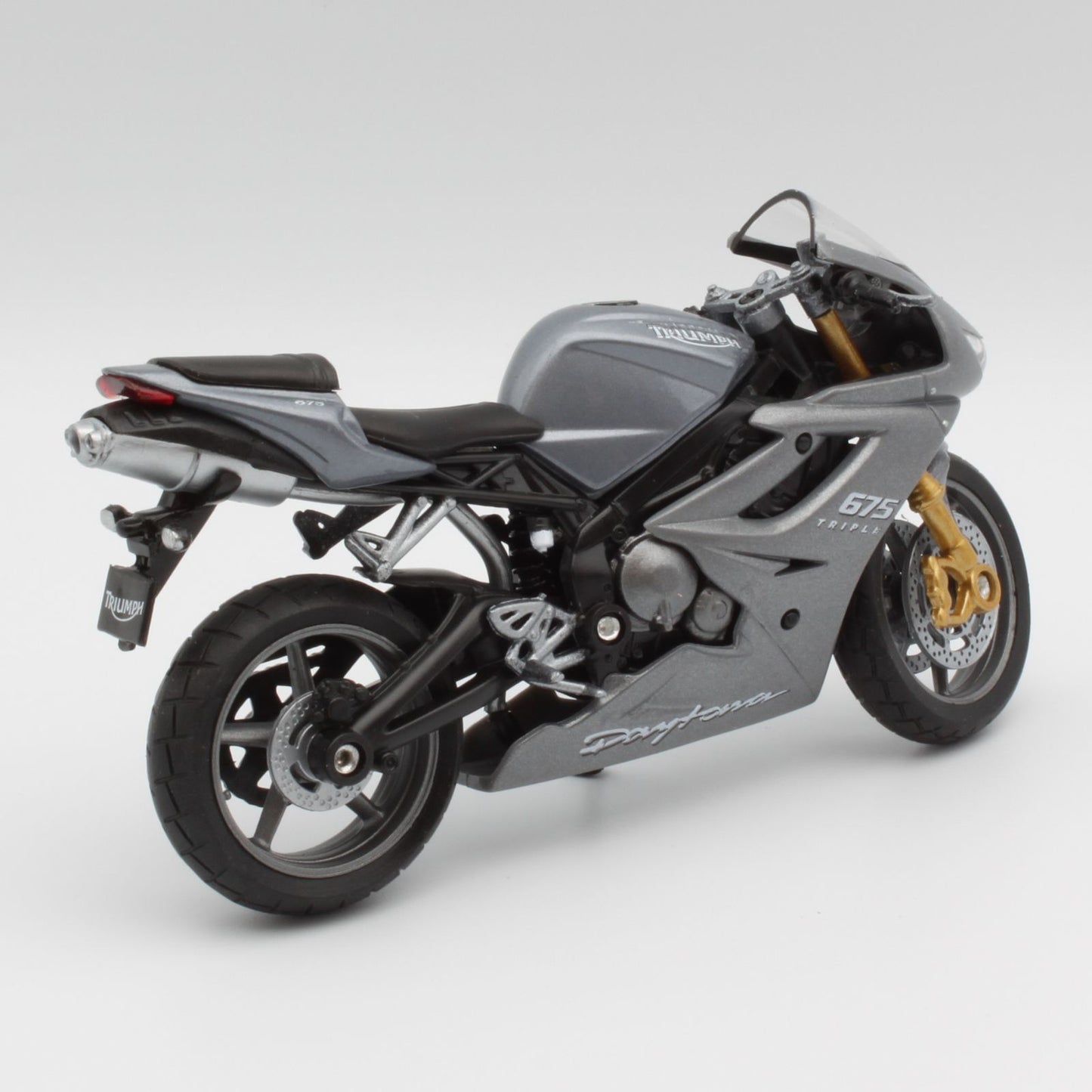 Triumph Daytona (675) in grey