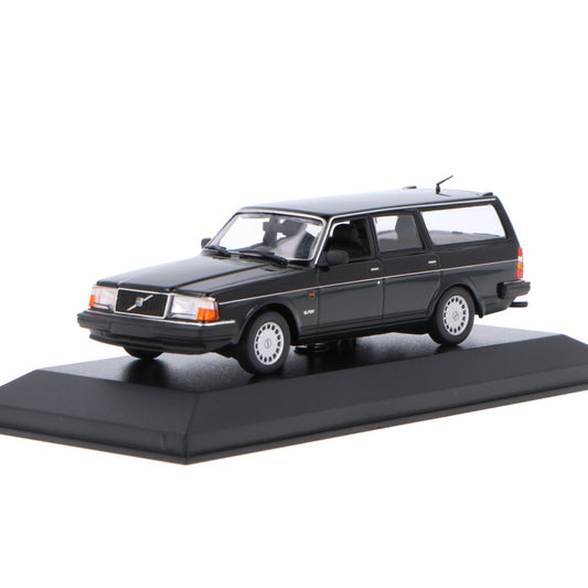 Volvo 240 GL Break (1986) in Black