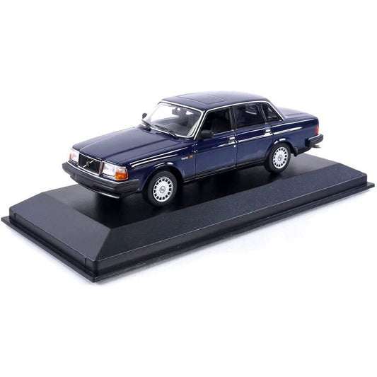 Volvo 240 GL (1986) in Blue