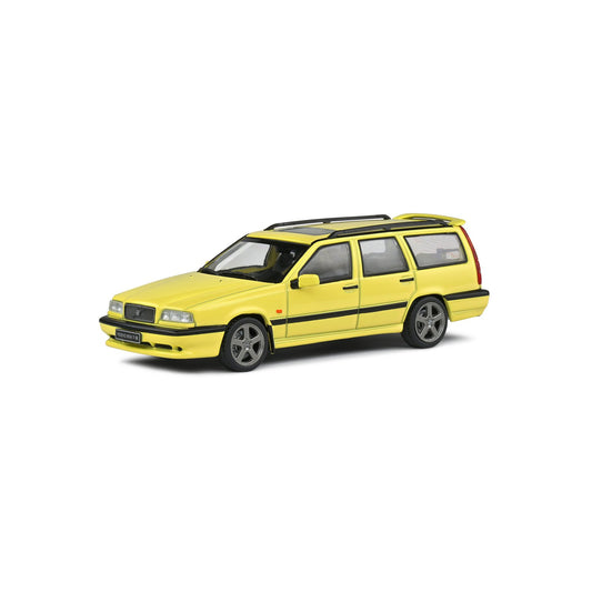Volvo 80 T-5R (2.3l 20V Turbo) in Yellow