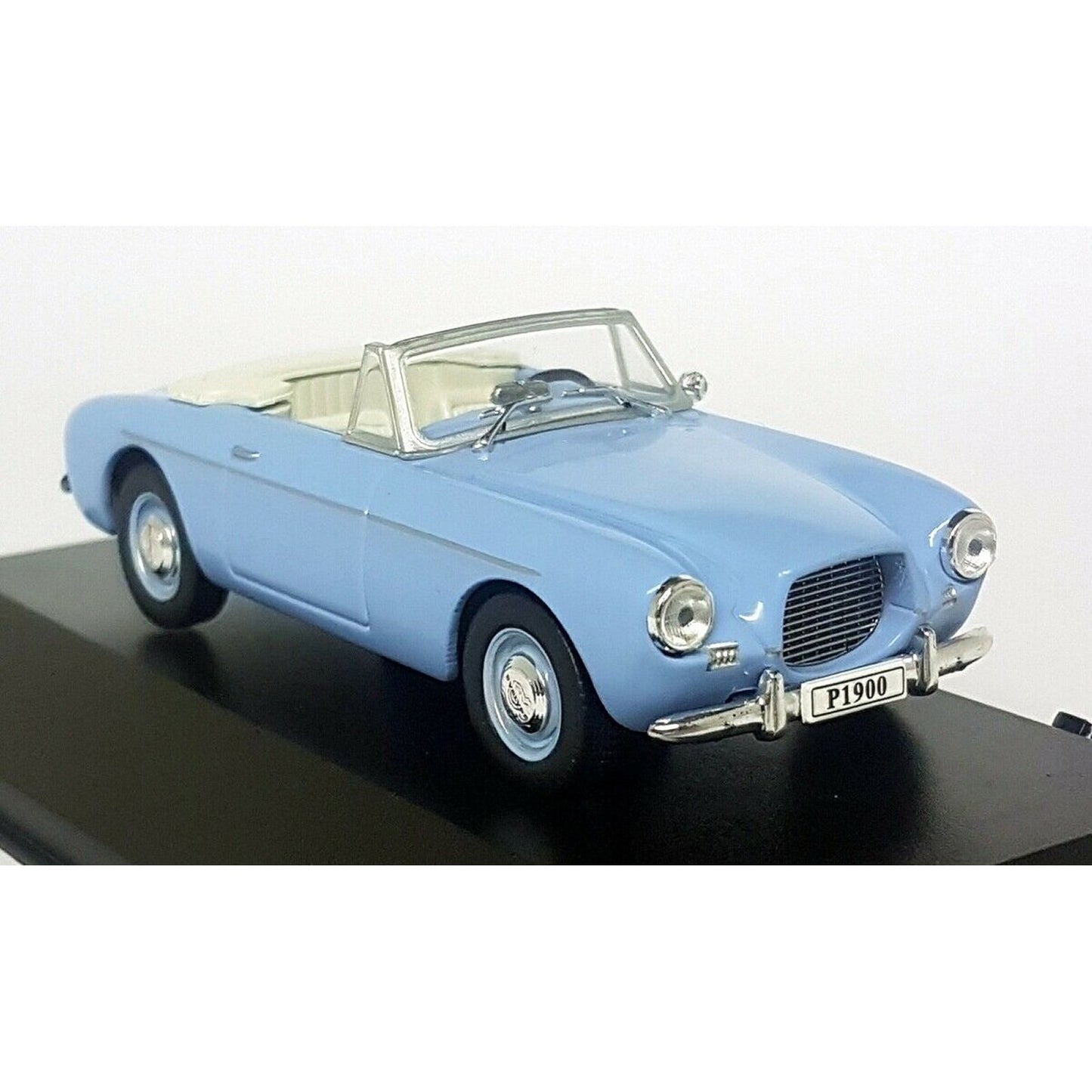Volvo P1900 in Blue