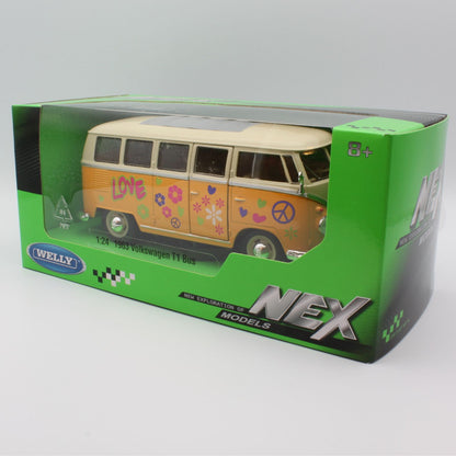 VW T1 Bus (1962) in yellow and white