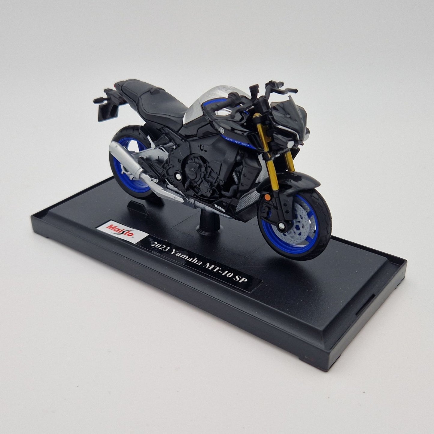 Yamaha MT-10 SP (2023) in Black/Blue