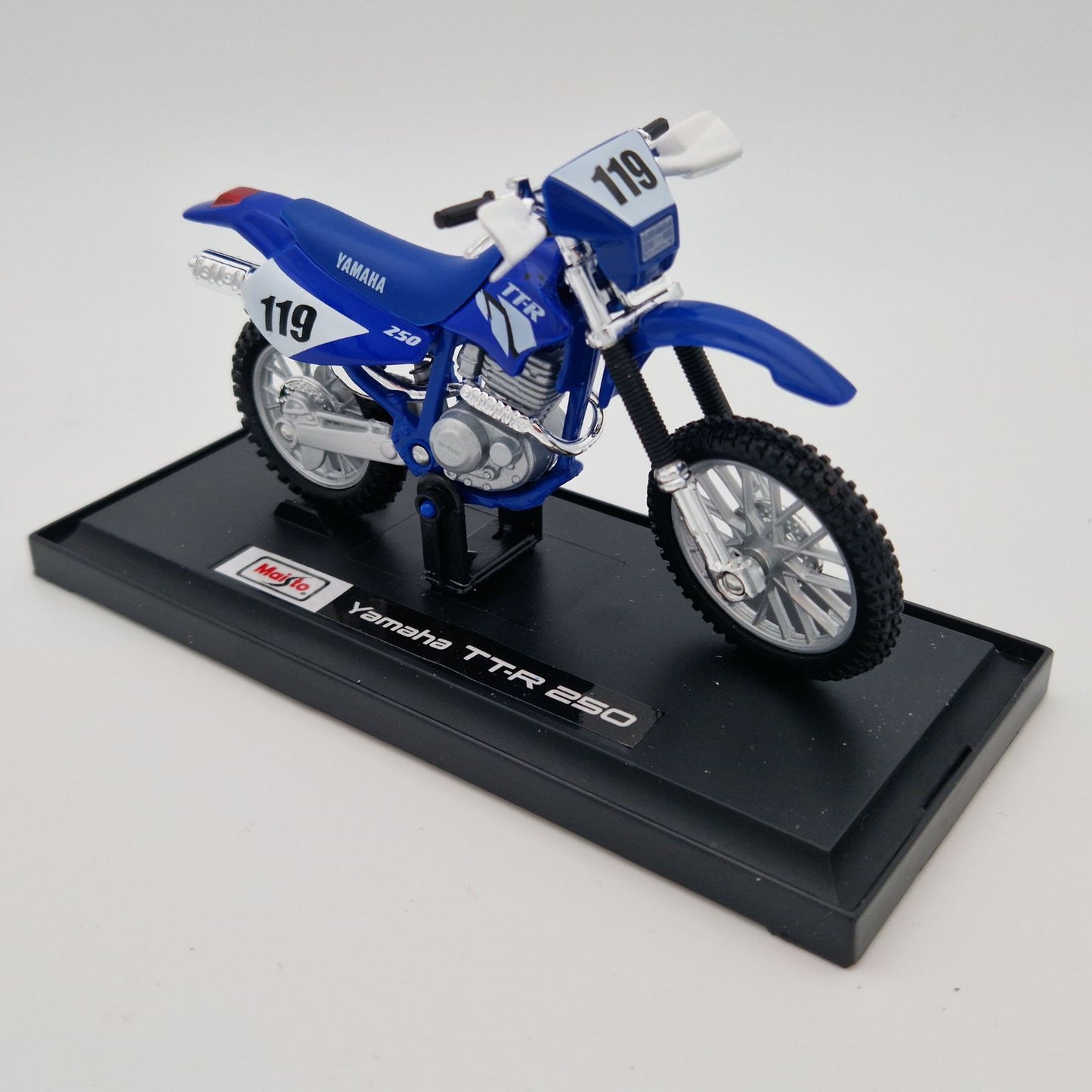 Yamaha TTR 250 in Blue