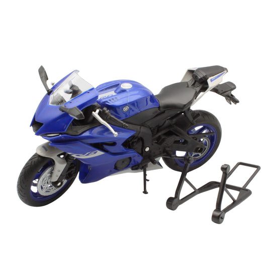 Yamaha YSF R6 in blue